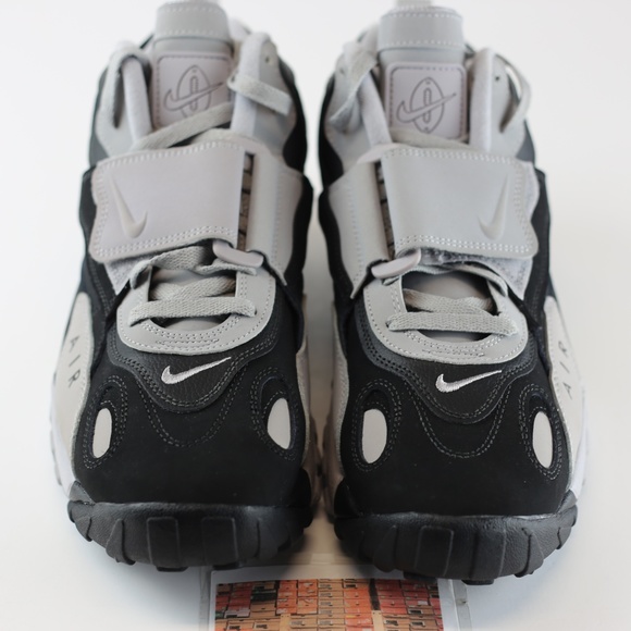 New Nike Men's Air Max Speed Turf Cross-Training - Picture 3 of 8